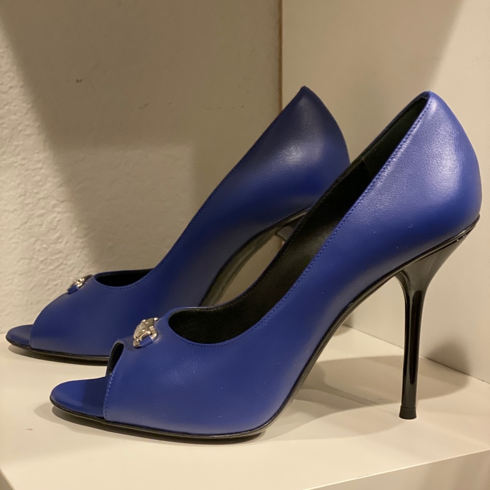 GUCCI - Parisian blue leather peep toe - Picture 4 of 6